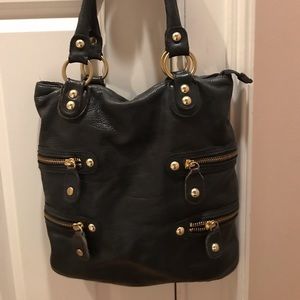Lines Pelle black leather shoulder bag
